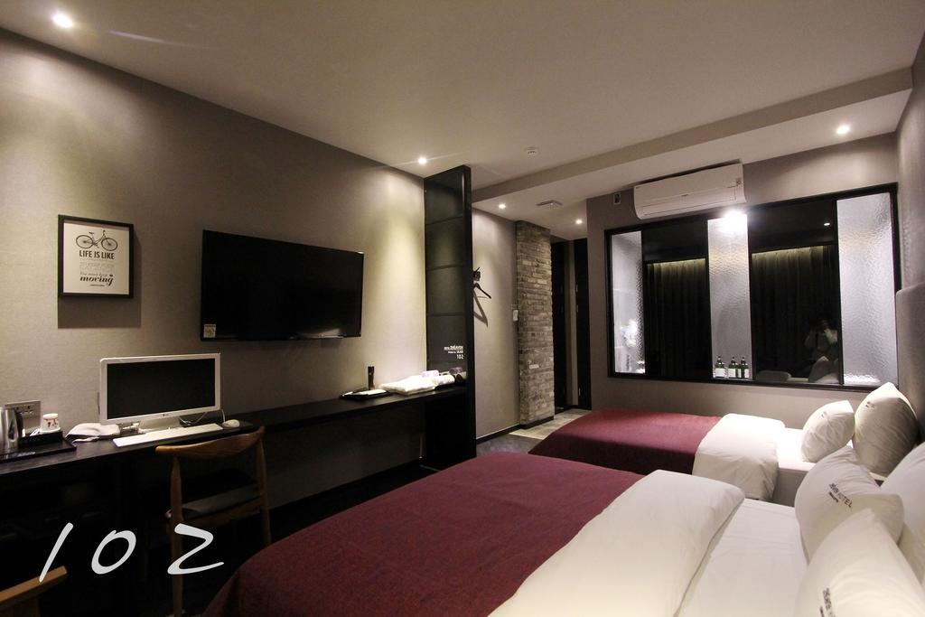 2 Heaven Hotel Lotte Waterpark Gimhae Exterior foto