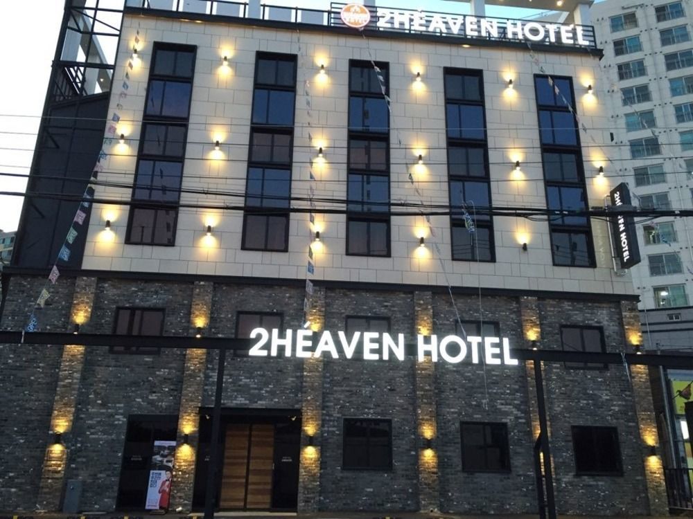 2 Heaven Hotel Lotte Waterpark Gimhae Exterior foto